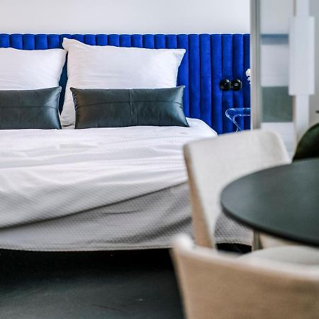 Pastel Blue Silesian Place Apartments カトヴィツェ エクステリア 写真