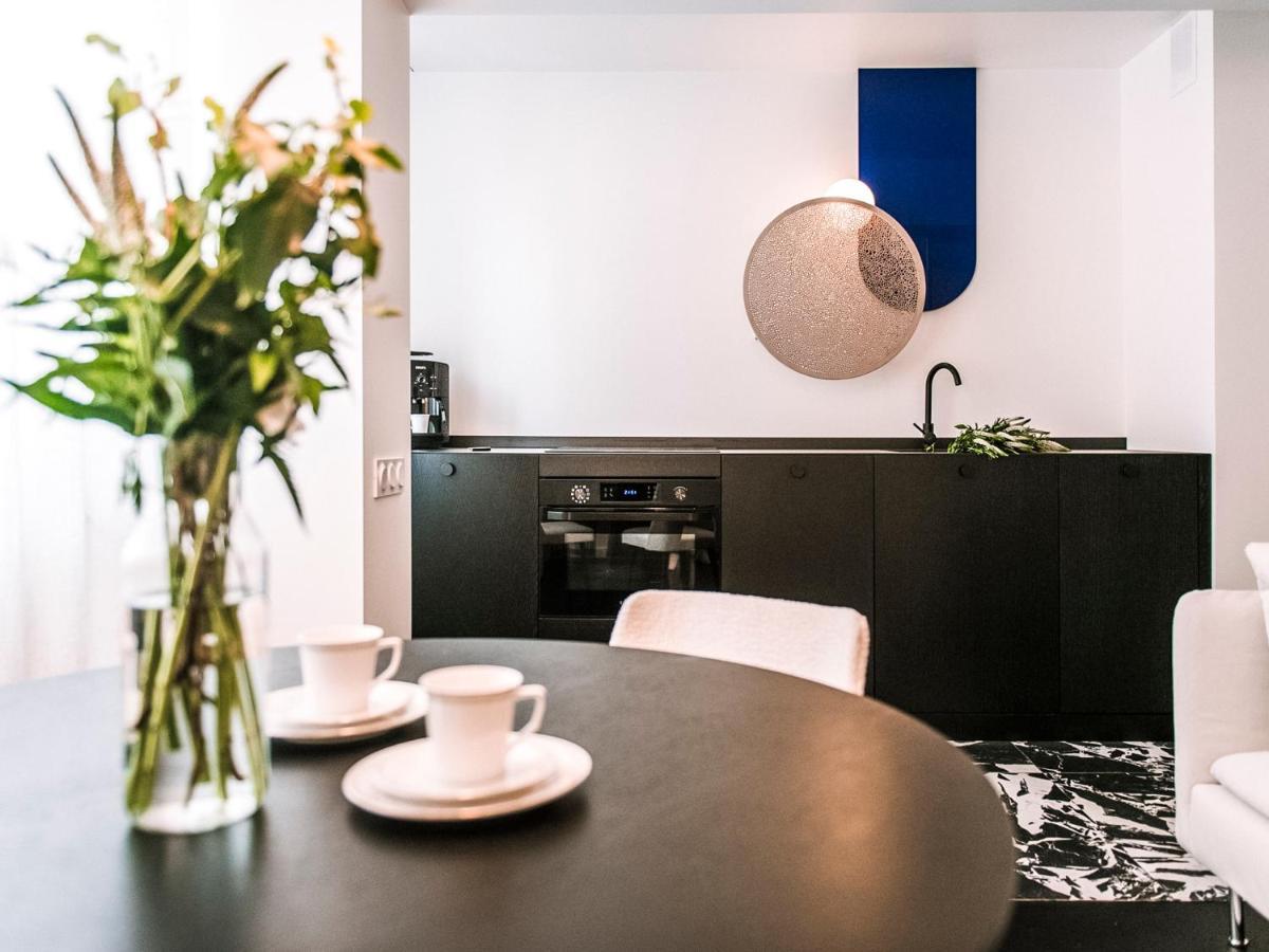 Pastel Blue Silesian Place Apartments カトヴィツェ エクステリア 写真