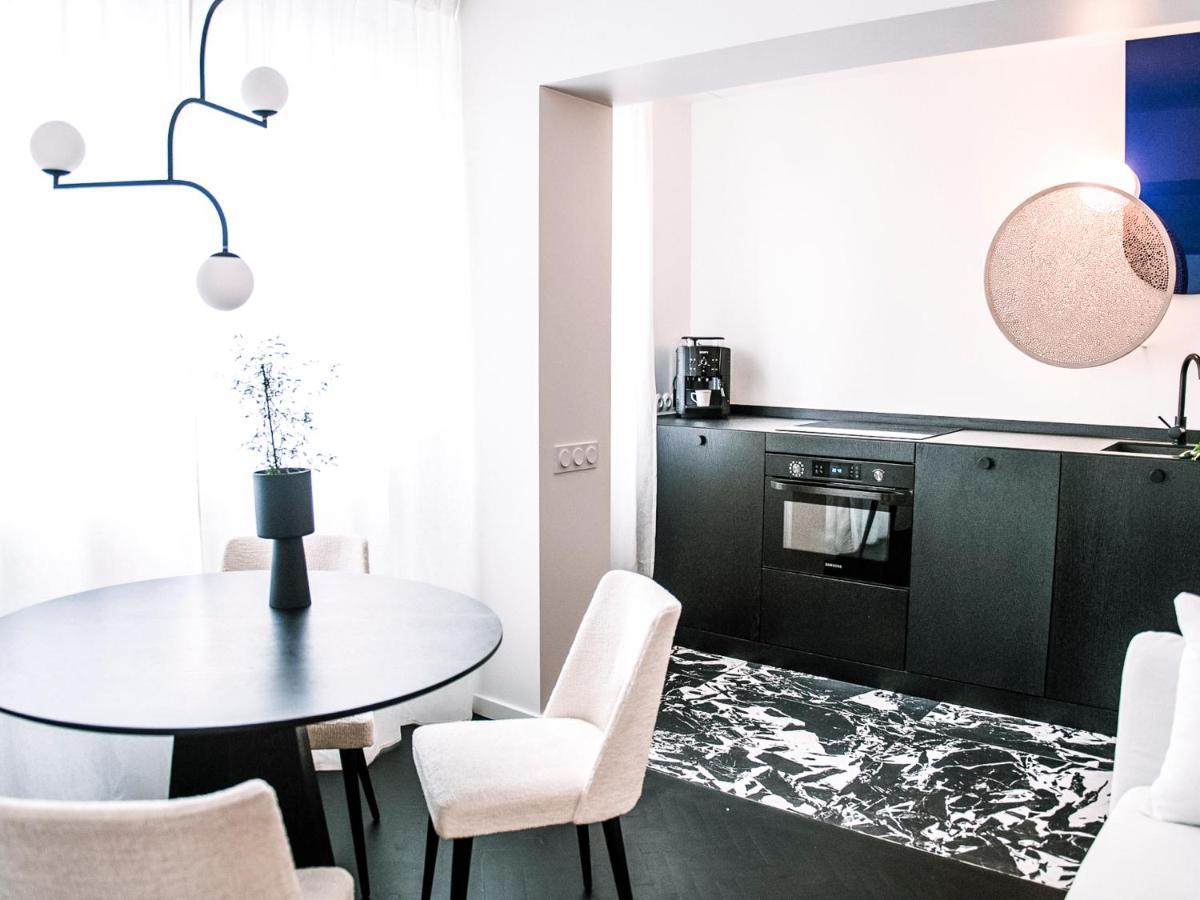 Pastel Blue Silesian Place Apartments カトヴィツェ エクステリア 写真